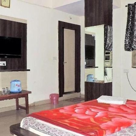 Pachmarhī Hotel Abhimanyu מראה חיצוני תמונה
